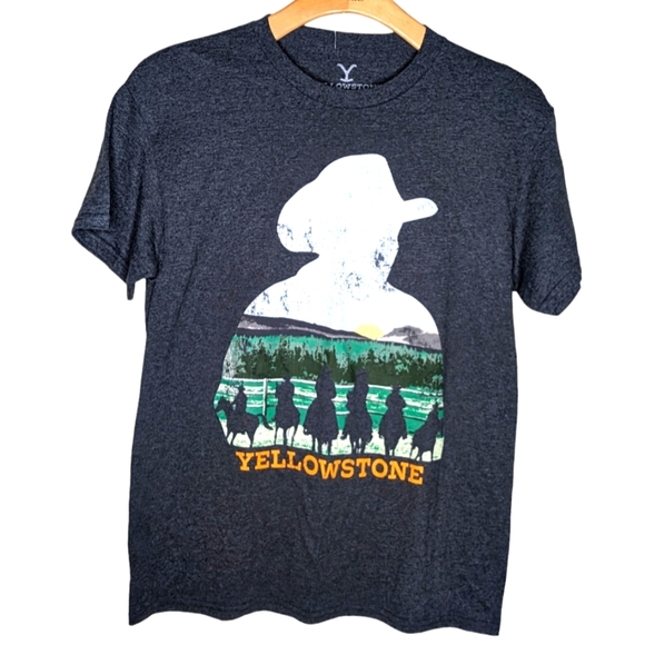 Men's distressed Yellowstone graphic T-shirt - Picture 1 of 6